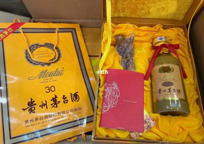 茅台30年与存放三十年老茅台酒质有什么区别？哪个回收价格更高？