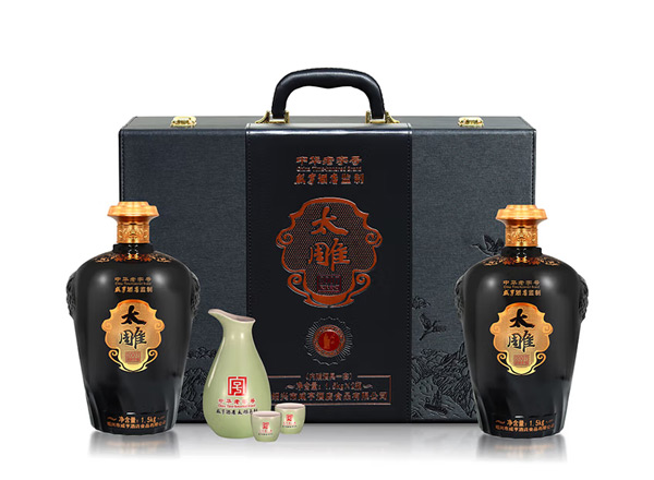 惠州咸亨酒店太雕黄酒回收太雕2007原酿礼盒1.5kg*2糯米酒半甜绍兴黄酒